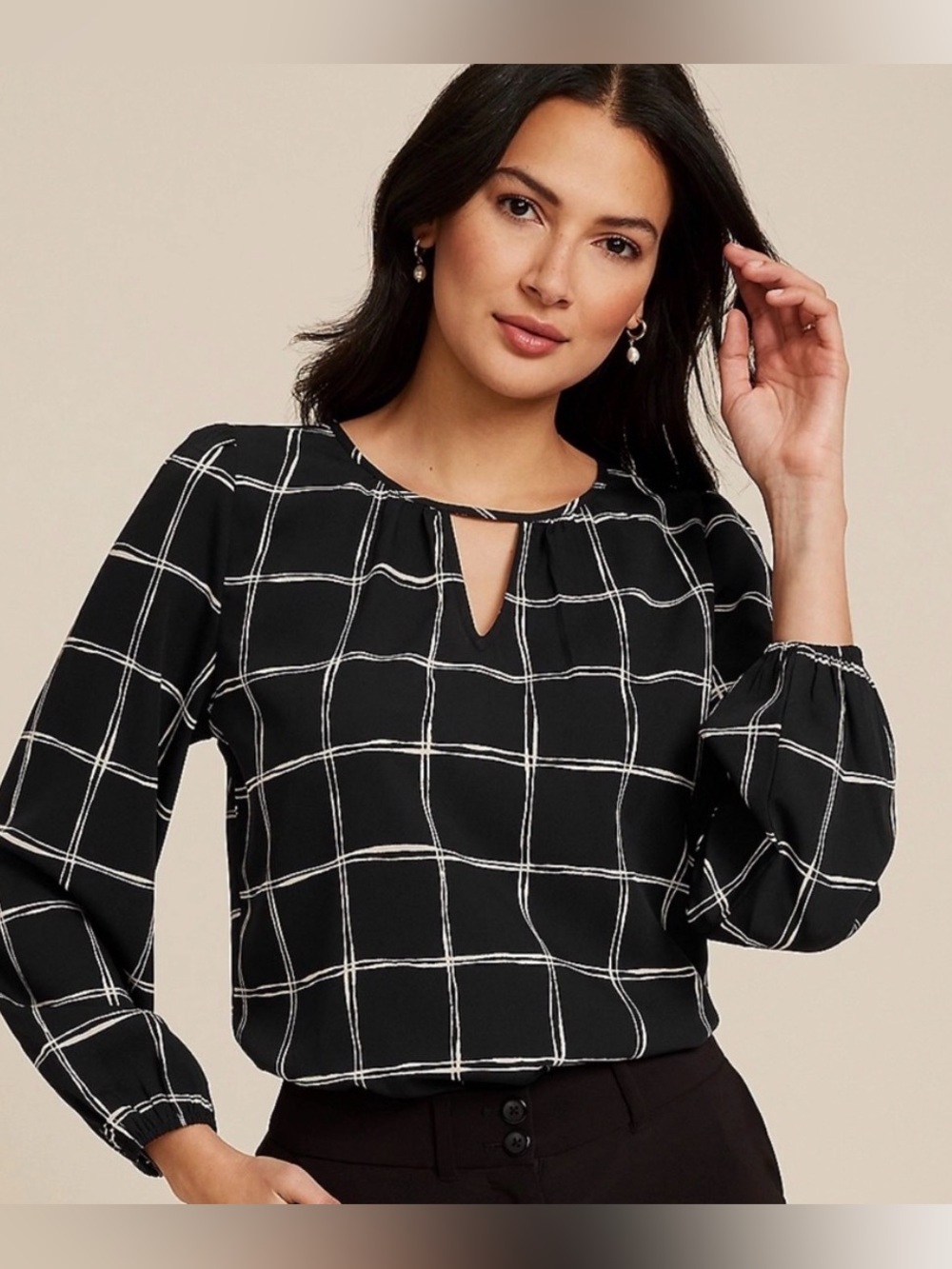 Maurice’s Black Ecru Leighton Windowpane Long Sleeve Keyhole Neck Blouse Medium
